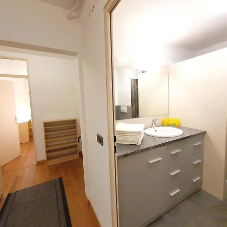 Apartament Eva Tour As *